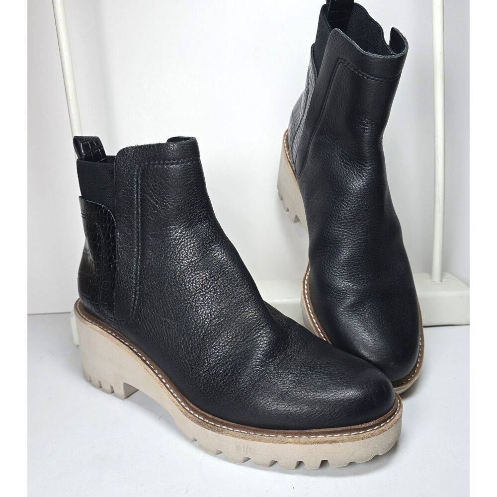 Dolce Vita Ankle Chelsea Boots 9.5 Black Leather Croc Embossed Lug Sole Platform